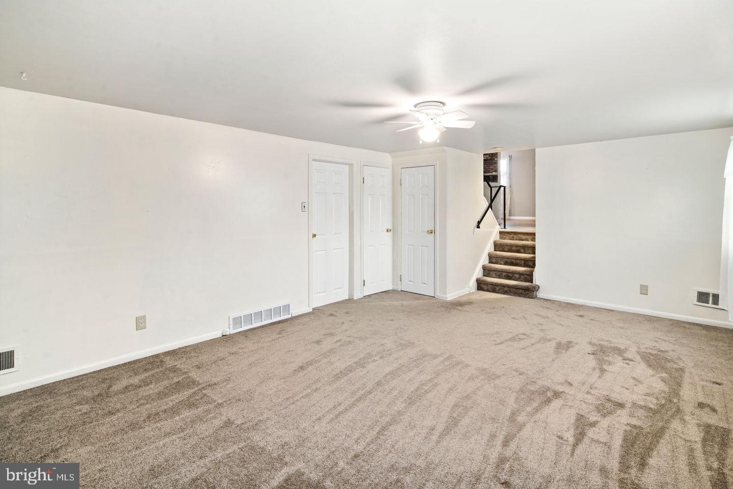 130 Paul Road Morrisville, PA 19067 - Photo 22 of 32 Family Room