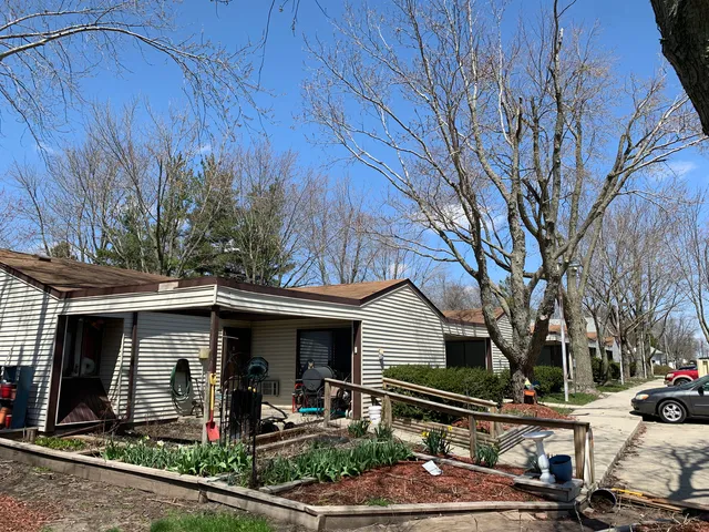 $300,000 | 320 East Main Street, Colfax, IL 61728