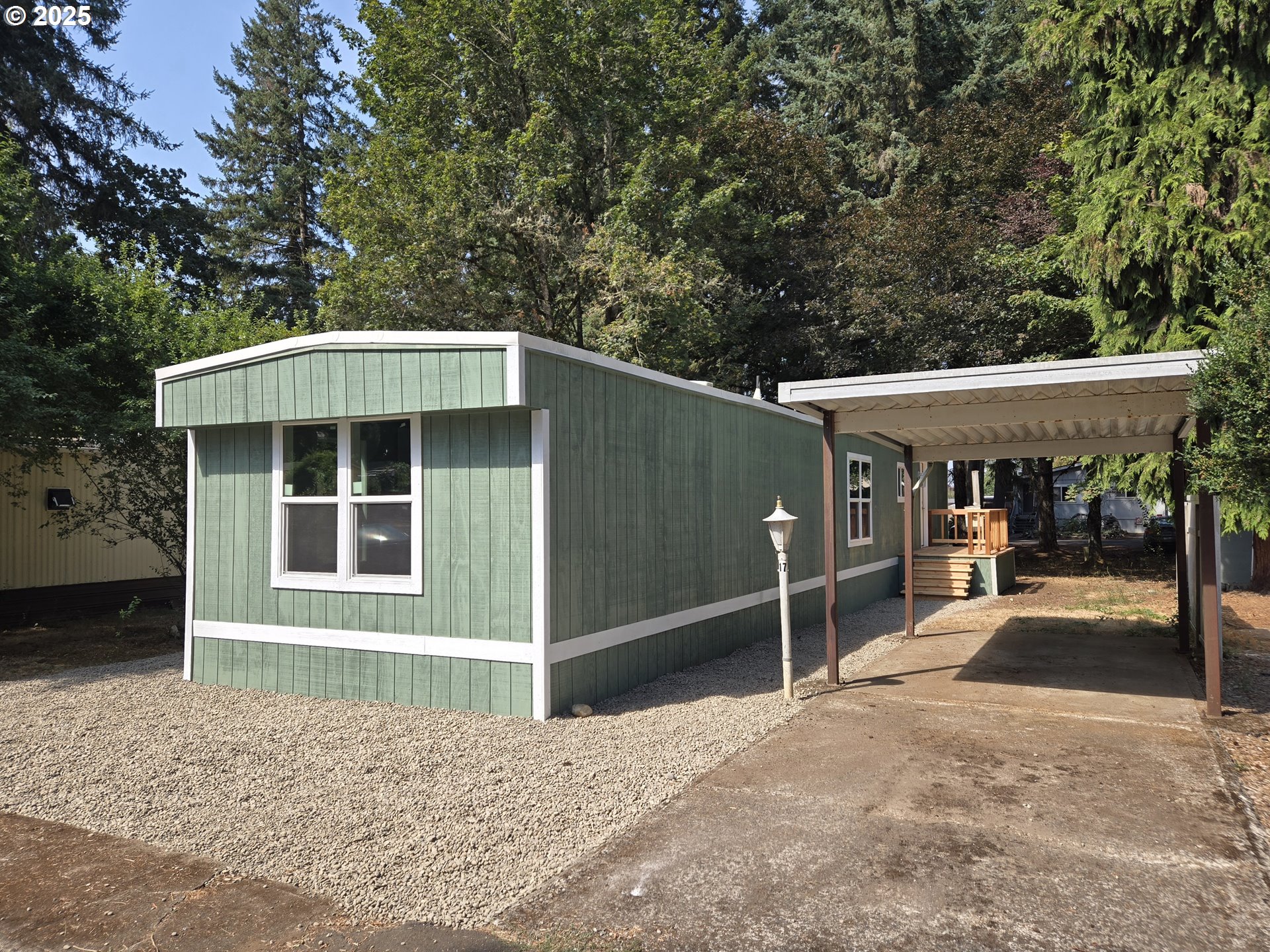 27171 Clear Lake Road, Unit 17 Eugene, OR 97402 - Photo 2 of 35 Gallery Image 2