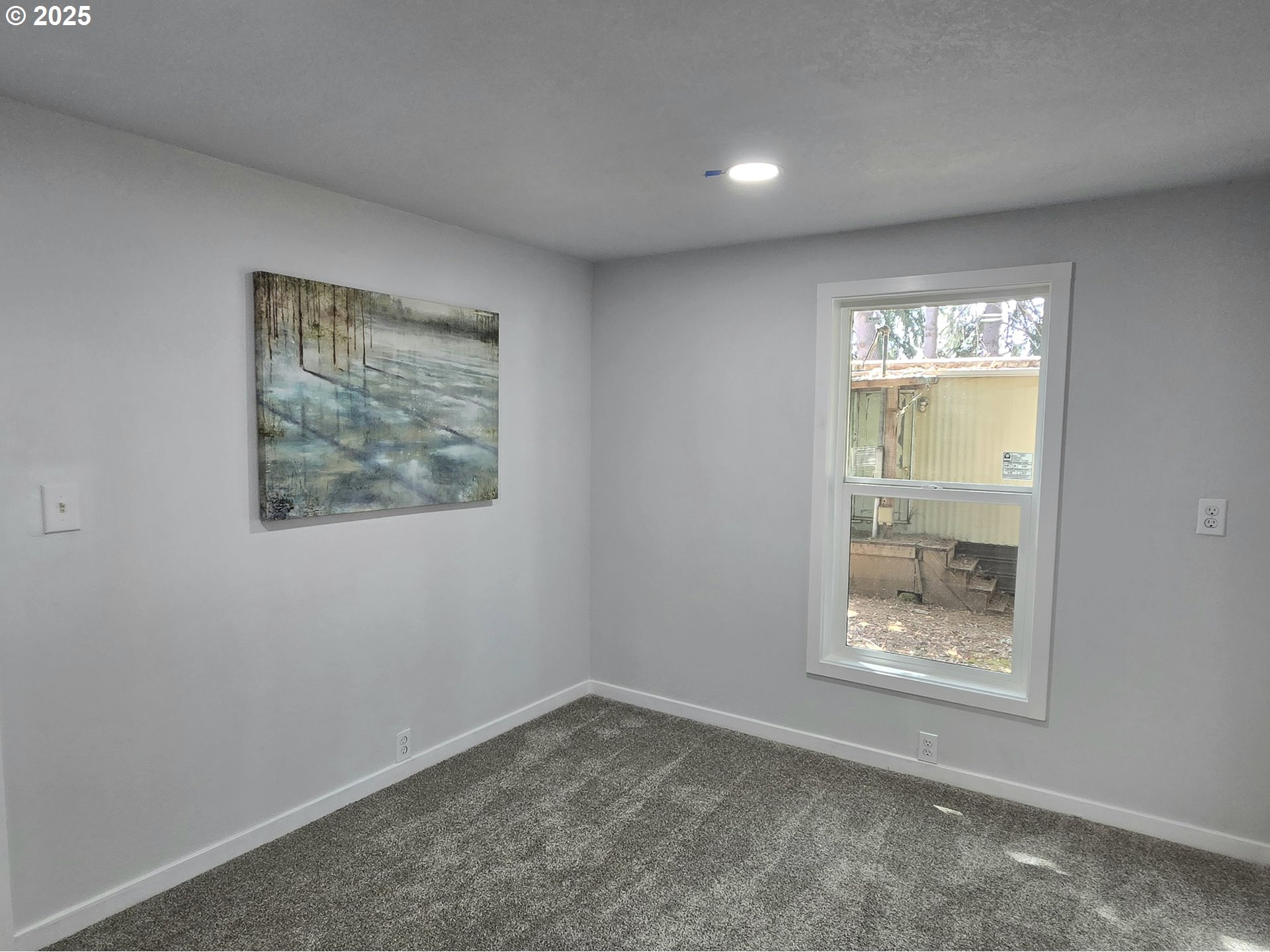 27171 Clear Lake Road, Unit 17 Eugene, OR 97402 - Photo 27 of 35 Bedroom