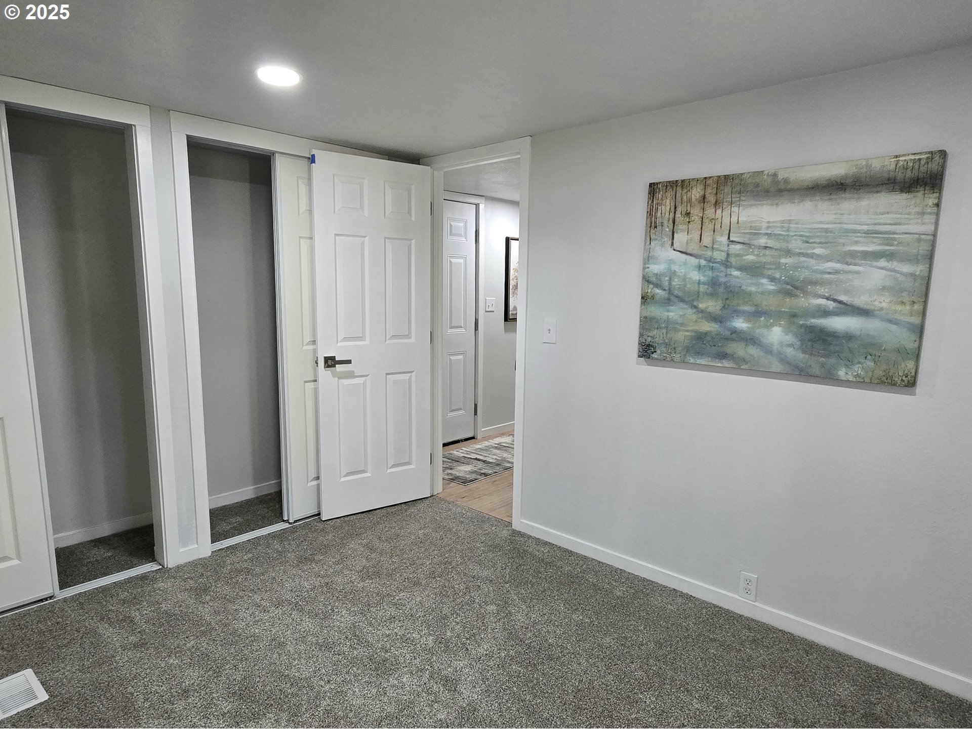 27171 Clear Lake Road, Unit 17 Eugene, OR 97402 - Photo 28 of 35 Bedroom