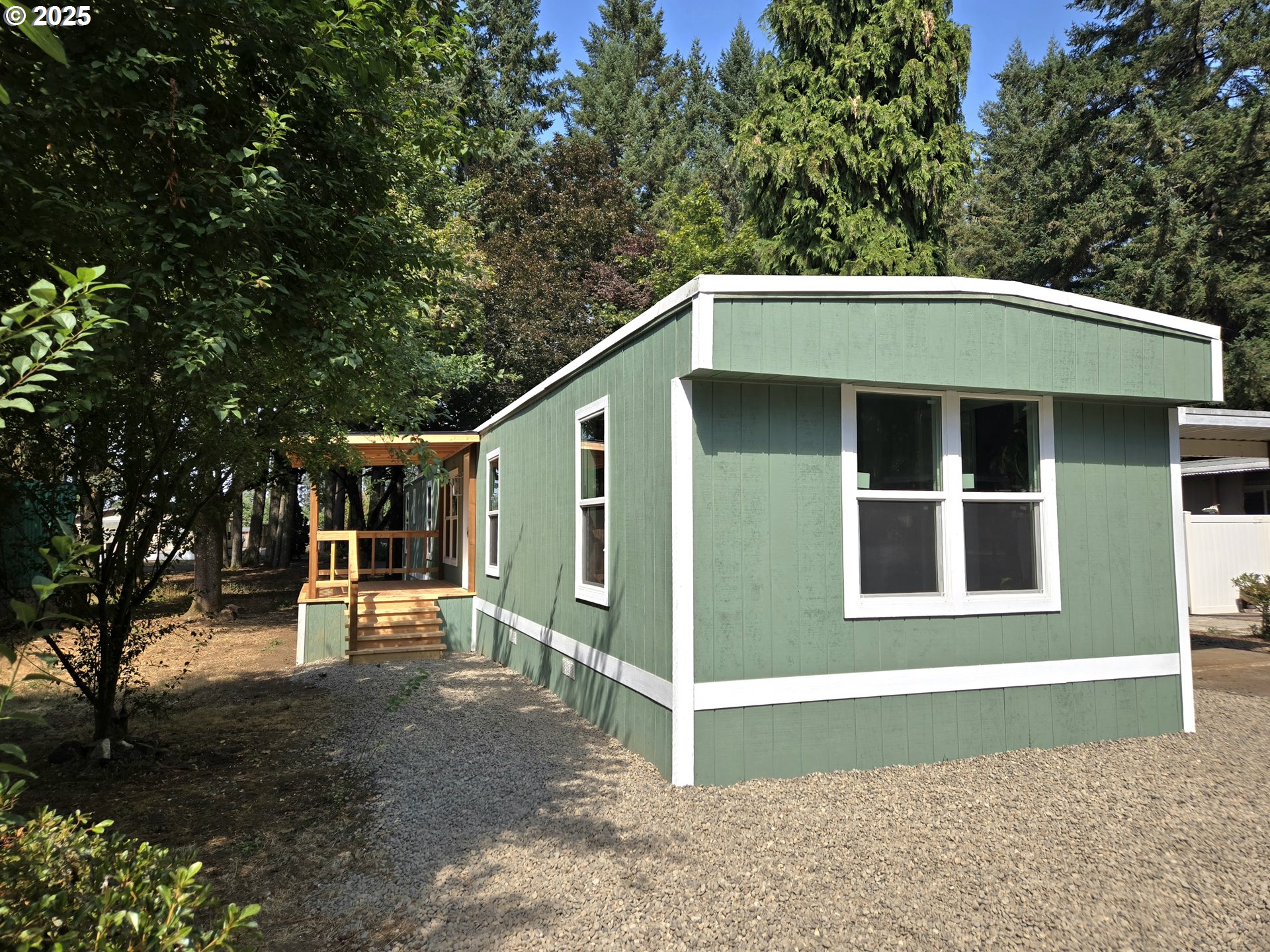 27171 Clear Lake Road, Unit 17 Eugene, OR 97402 - Photo 3 of 35 Gallery Image 3