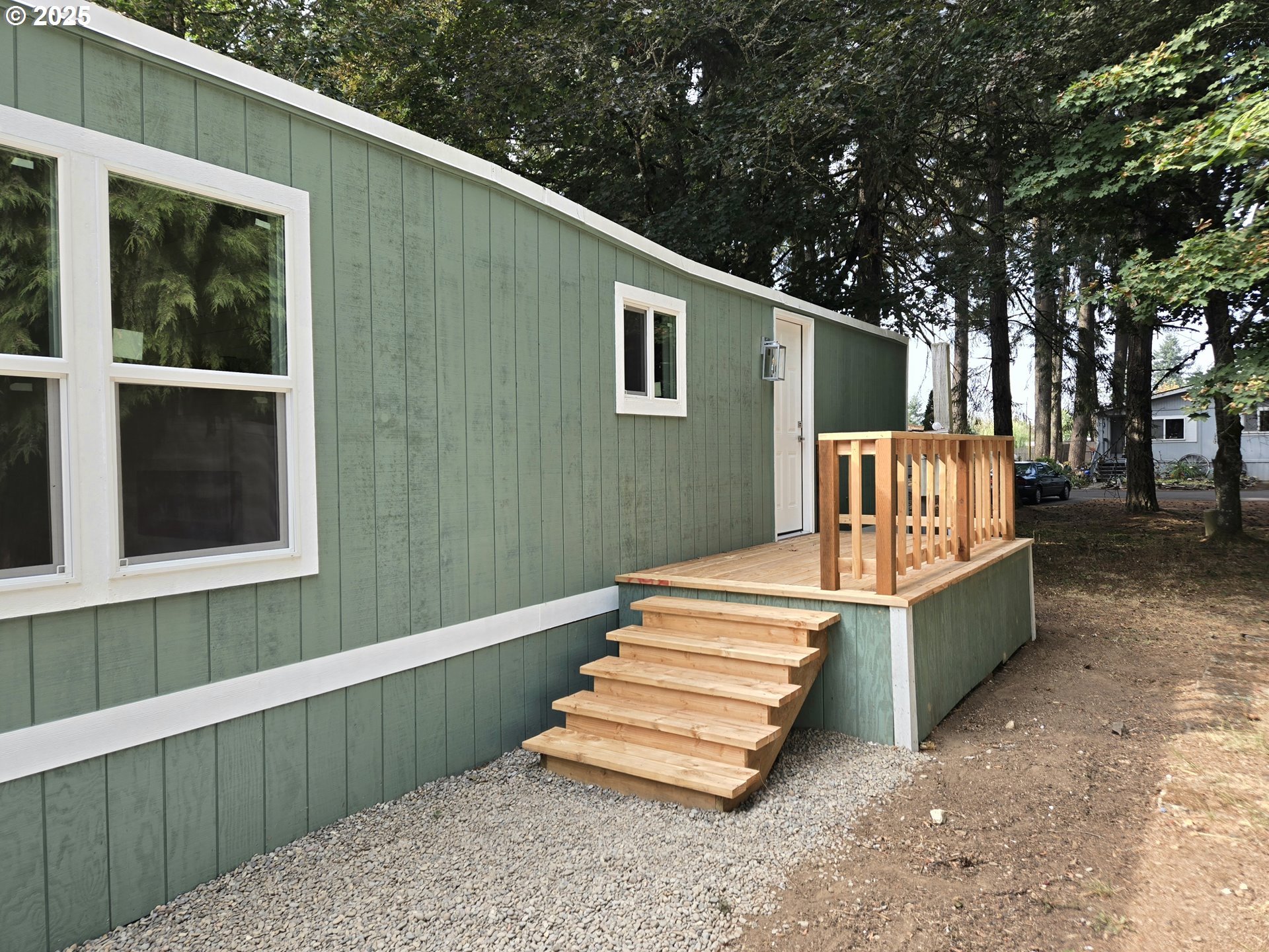 27171 Clear Lake Road, Unit 17 Eugene, OR 97402 - Photo 5 of 35 Gallery Image 5