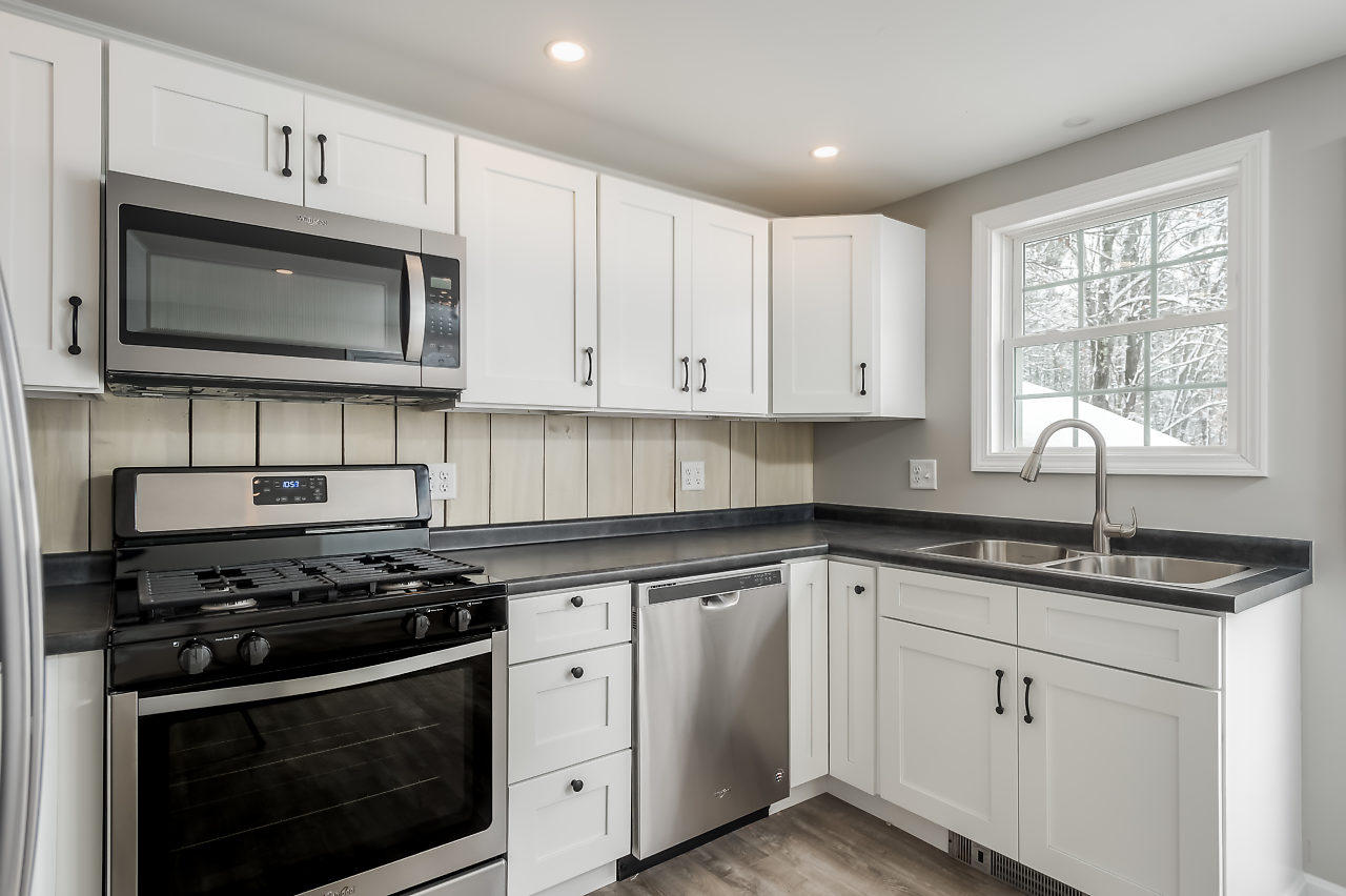 502 Jim Grant Road Lebanon, ME 04027 - Photo 8 of 33 008-502JimGrant-Lebanon-ME-small