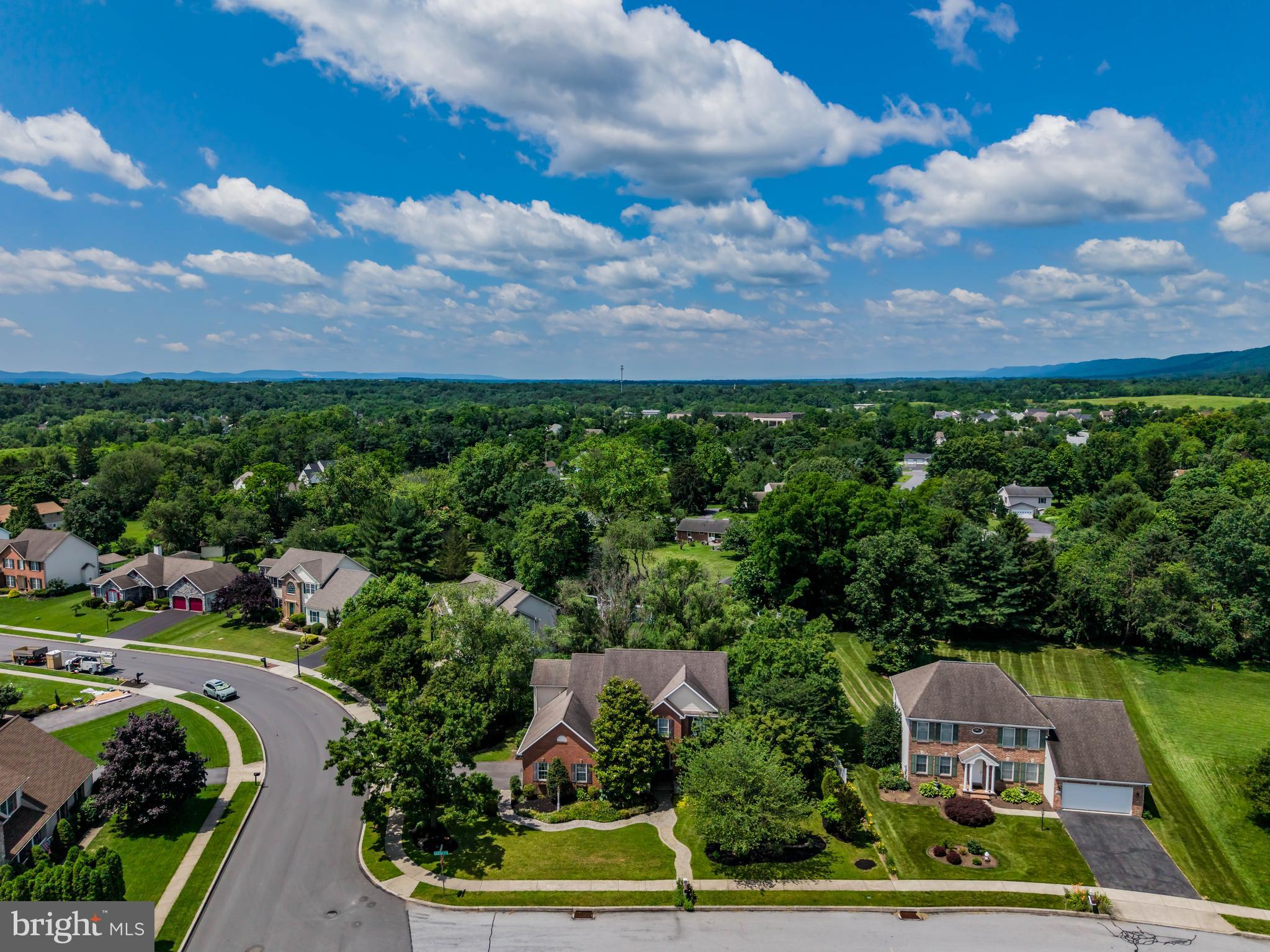 5960 Huntington Cmns Enola, PA 17025 - Photo 54 of 59