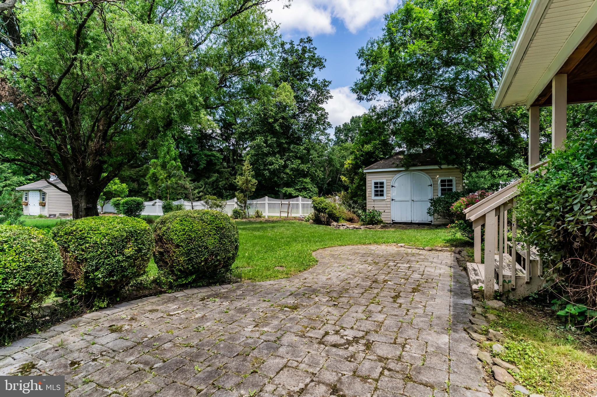 5960 Huntington Cmns Enola, PA 17025 - Photo 56 of 59