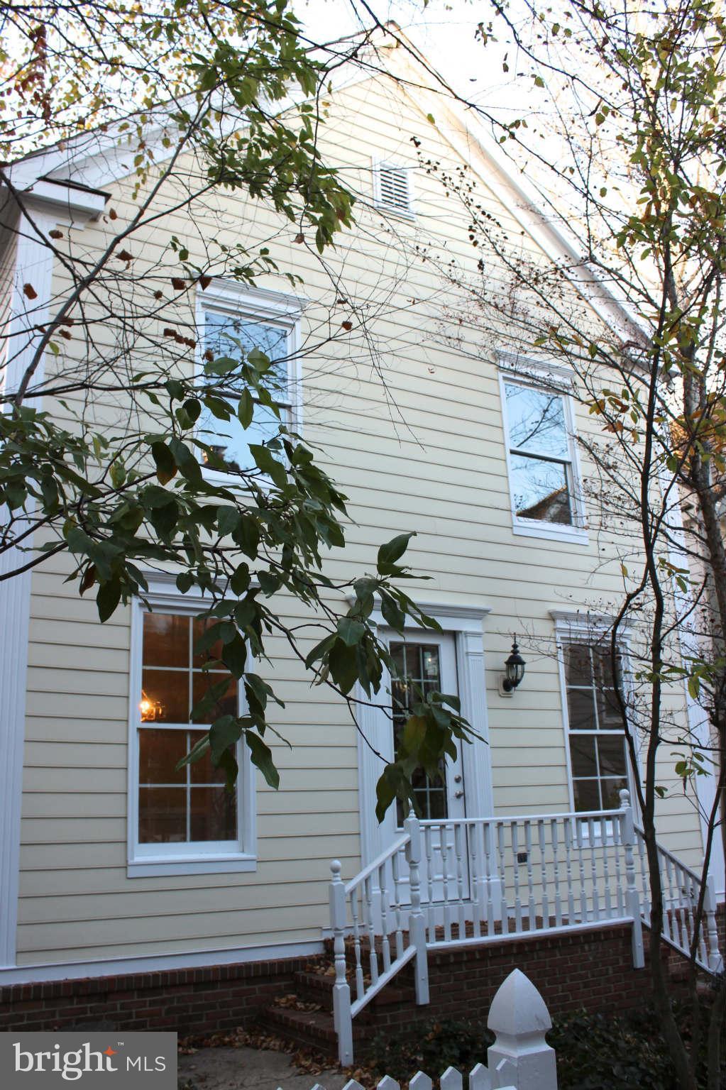 223 Little Quarry Road Gaithersburg, MD 20878 - Photo 1 of 14 Exterior (Front)