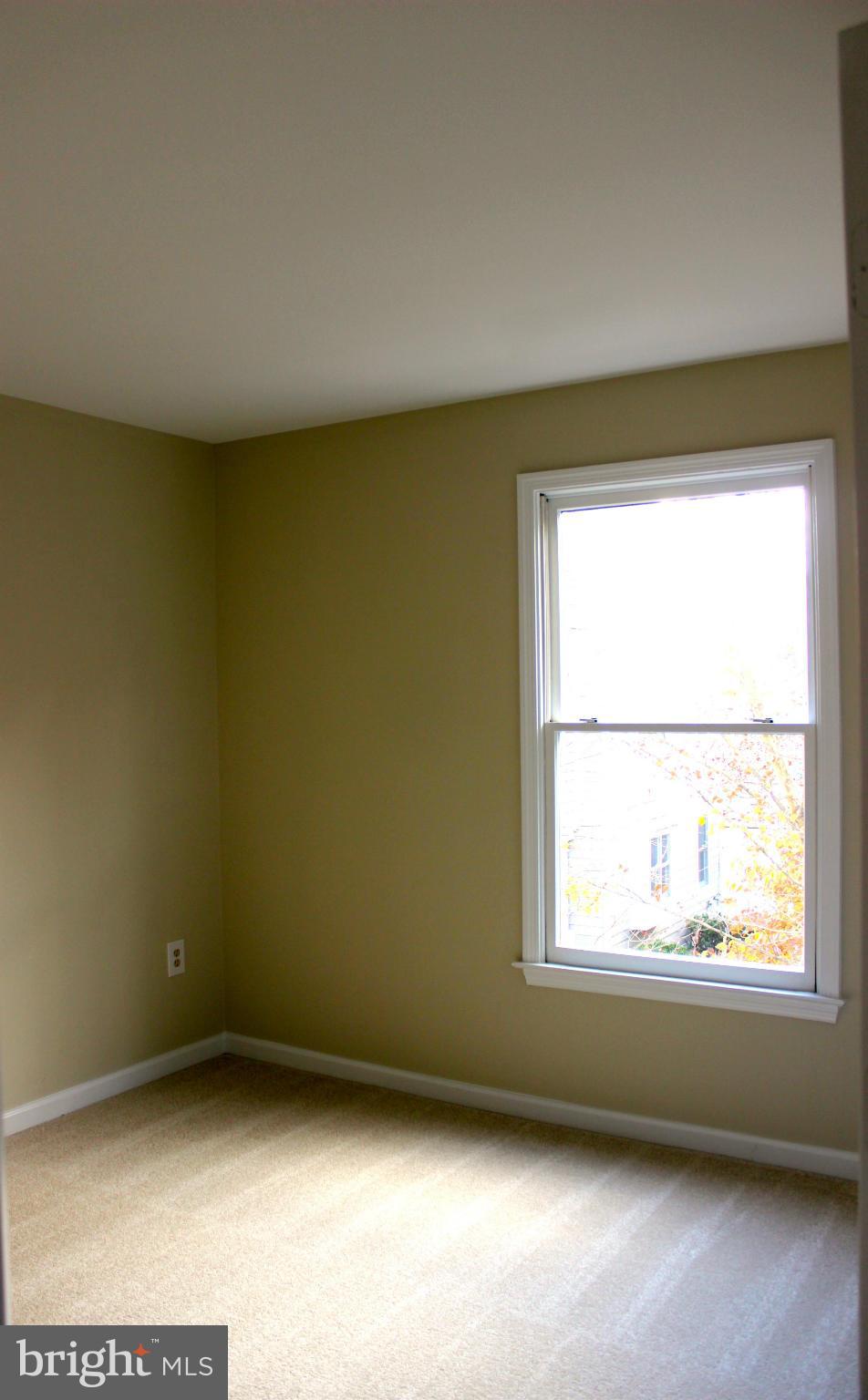 223 Little Quarry Road Gaithersburg, MD 20878 - Photo 11 of 14 Bedroom