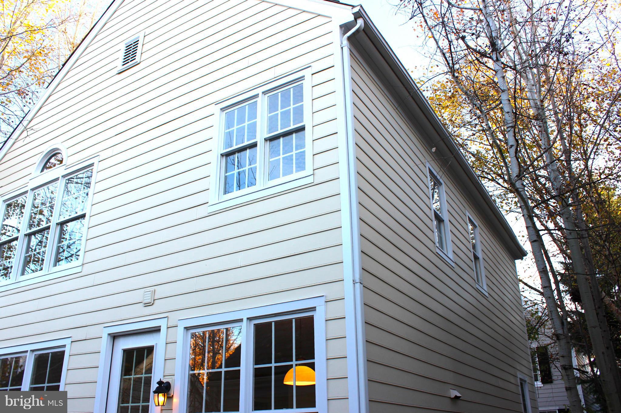 223 Little Quarry Road Gaithersburg, MD 20878 - Photo 14 of 14 Exterior (Rear)