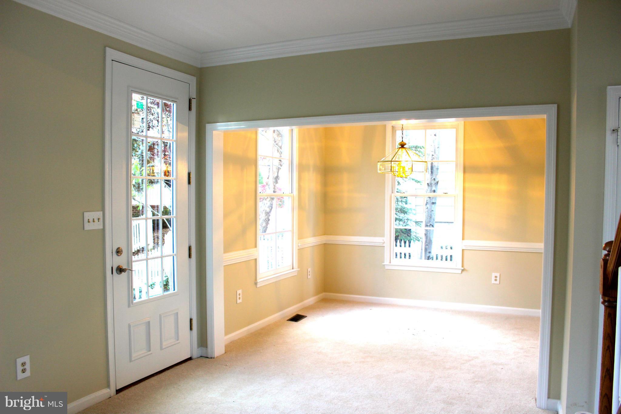 223 Little Quarry Road Gaithersburg, MD 20878 - Photo 3 of 14 Dining Room