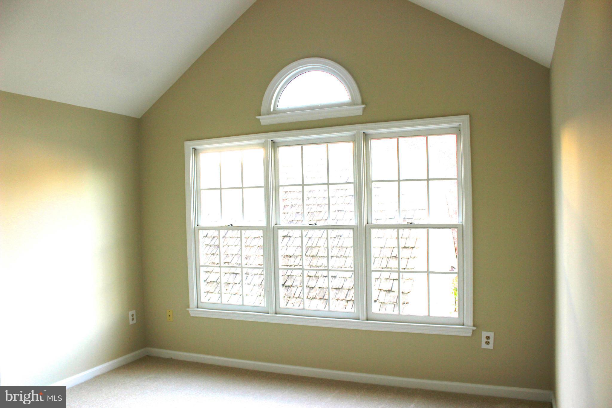 223 Little Quarry Road Gaithersburg, MD 20878 - Photo 8 of 14 Bedroom (Master)
