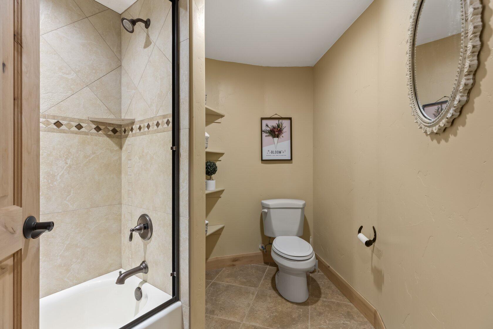 98 South Bridge Road Rockville, UT 84763 - Photo 42 of 80 Lower Level - Full Bathroom, Shower/Tub