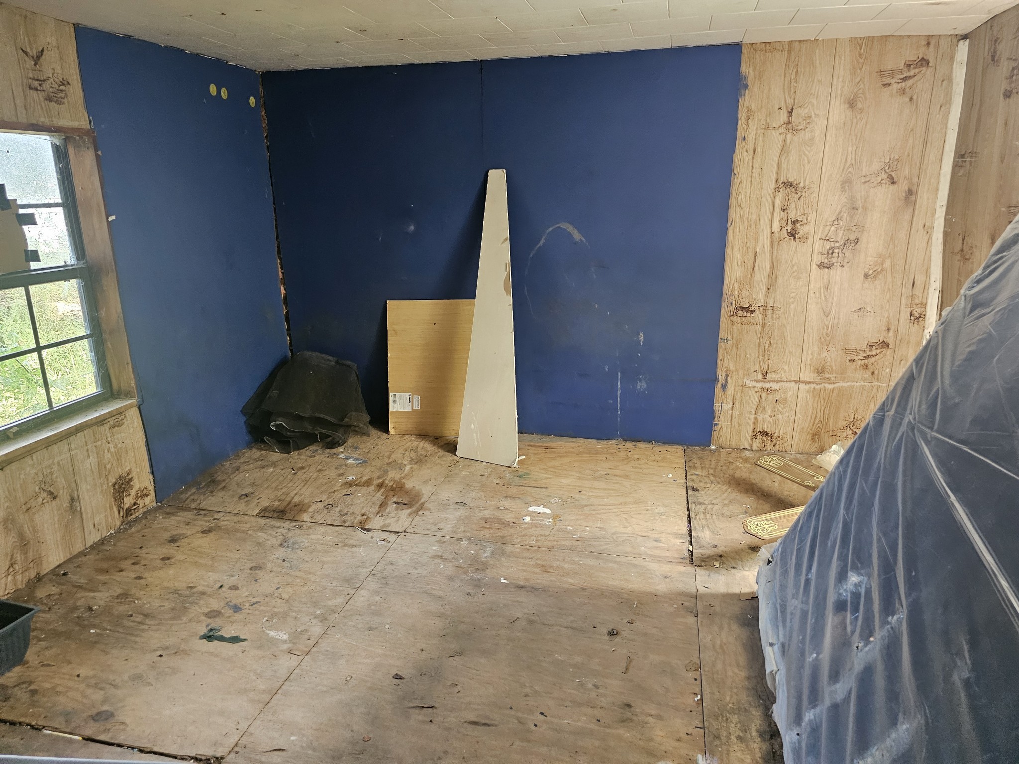 677 Howell Hill Road Flintville, TN 37335 - Photo 13 of 16 a bathroom with a sink