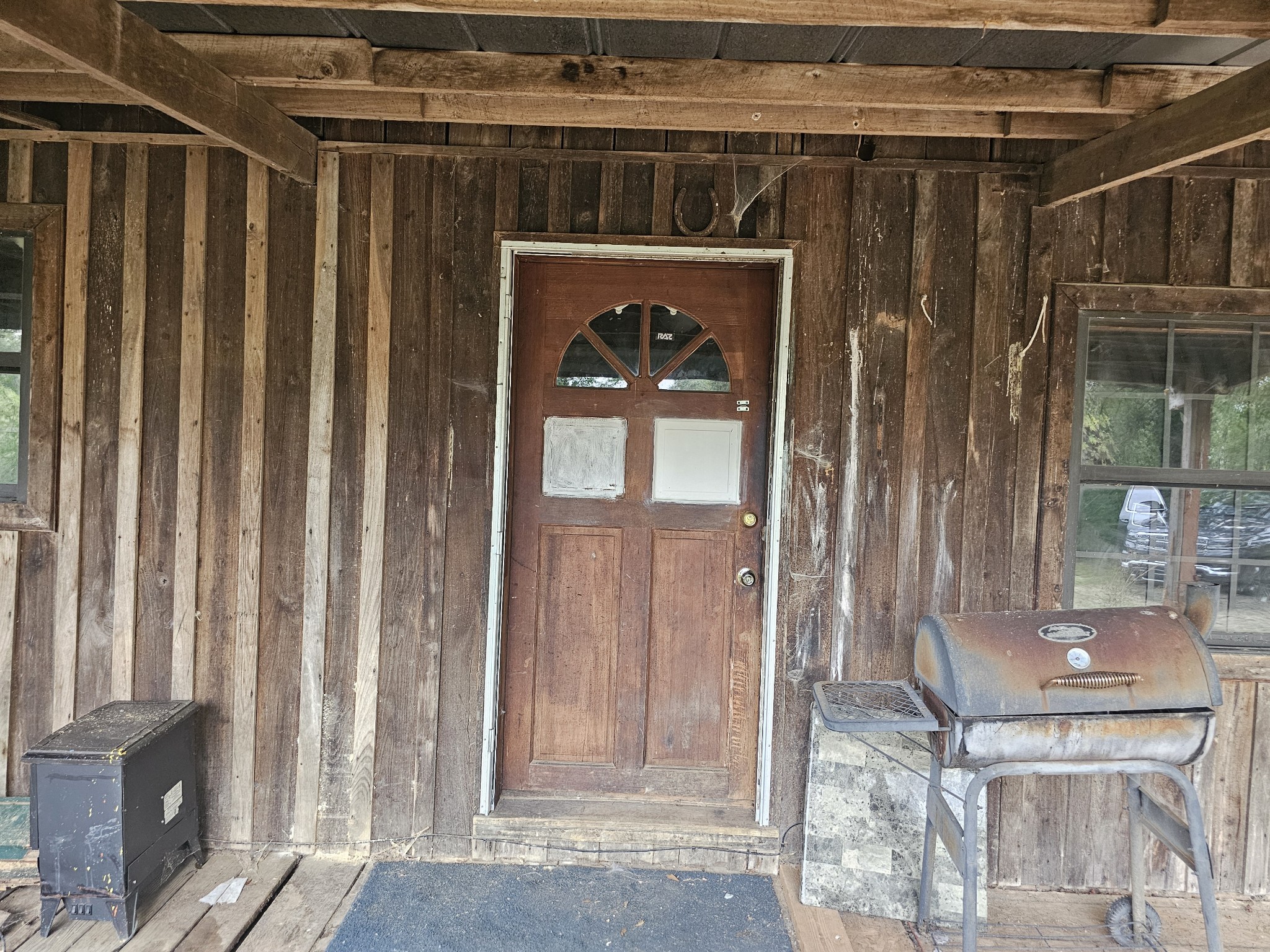 677 Howell Hill Road Flintville, TN 37335 - Photo 2 of 16 a view of outdoor space deck and living room