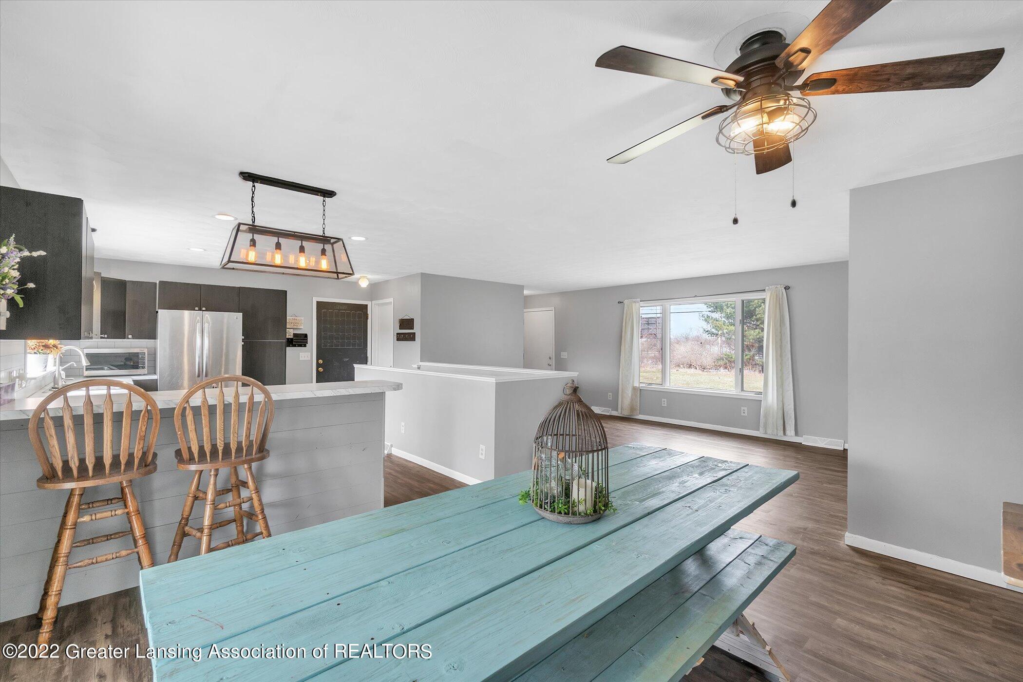 4301 West Lansing Road Perry, MI 48872 - Photo 15 of 61 16-4301-W-Lansing-Rd-WindowStill-Real-Es