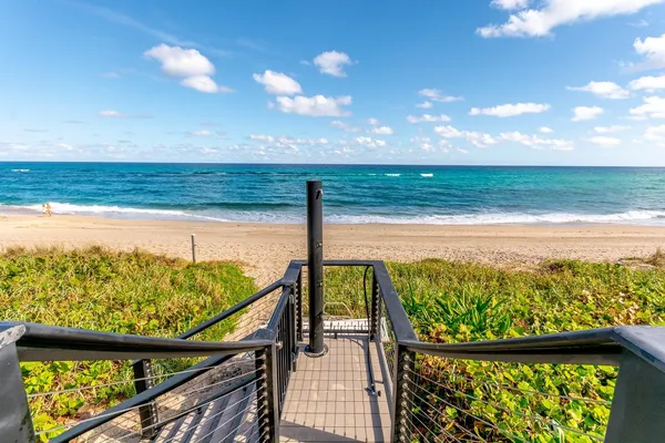 $14,999 | 3120 South Ocean Boulevard, Unit 3202, Palm Beach, FL 33480