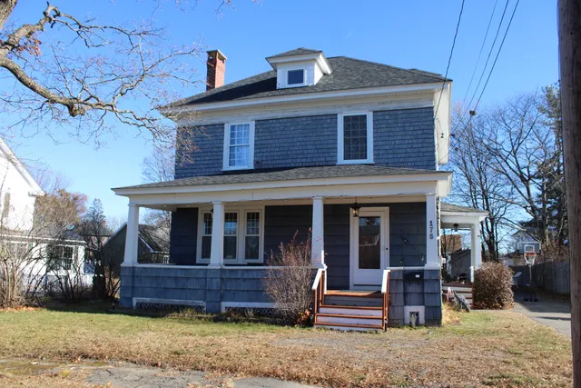 $179,900 | 175 Maine Avenue, Millinocket, ME 04462