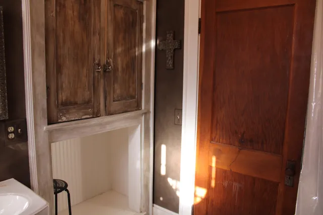 $179,900 | 175 Maine Avenue, Millinocket, ME 04462