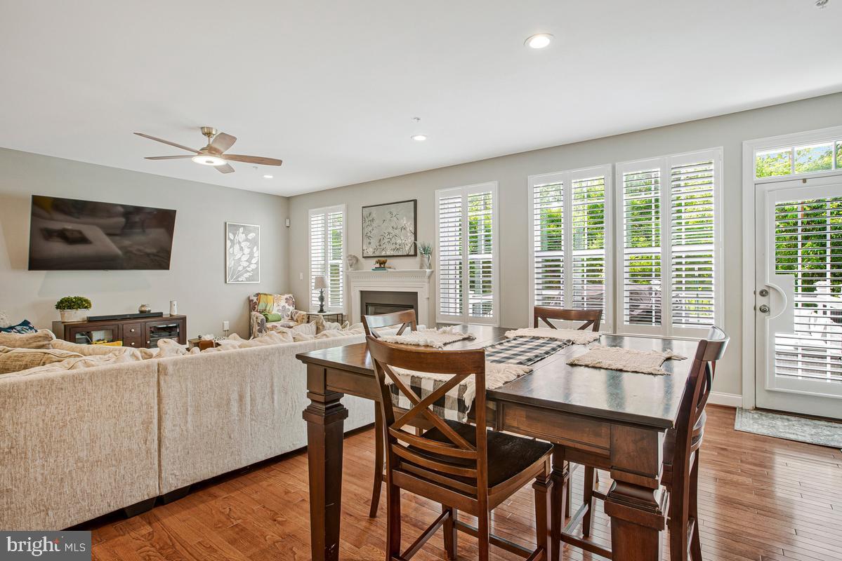 812 Phyllis Street Odenton, MD 21113 - Photo 15 of 53 Breakfast Area to Family Room