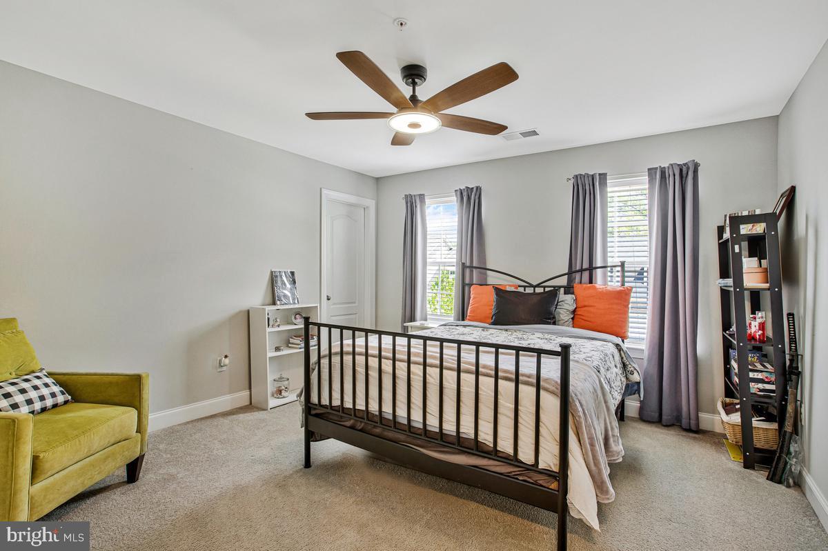 812 Phyllis Street Odenton, MD 21113 - Photo 27 of 53 Bedroom 3