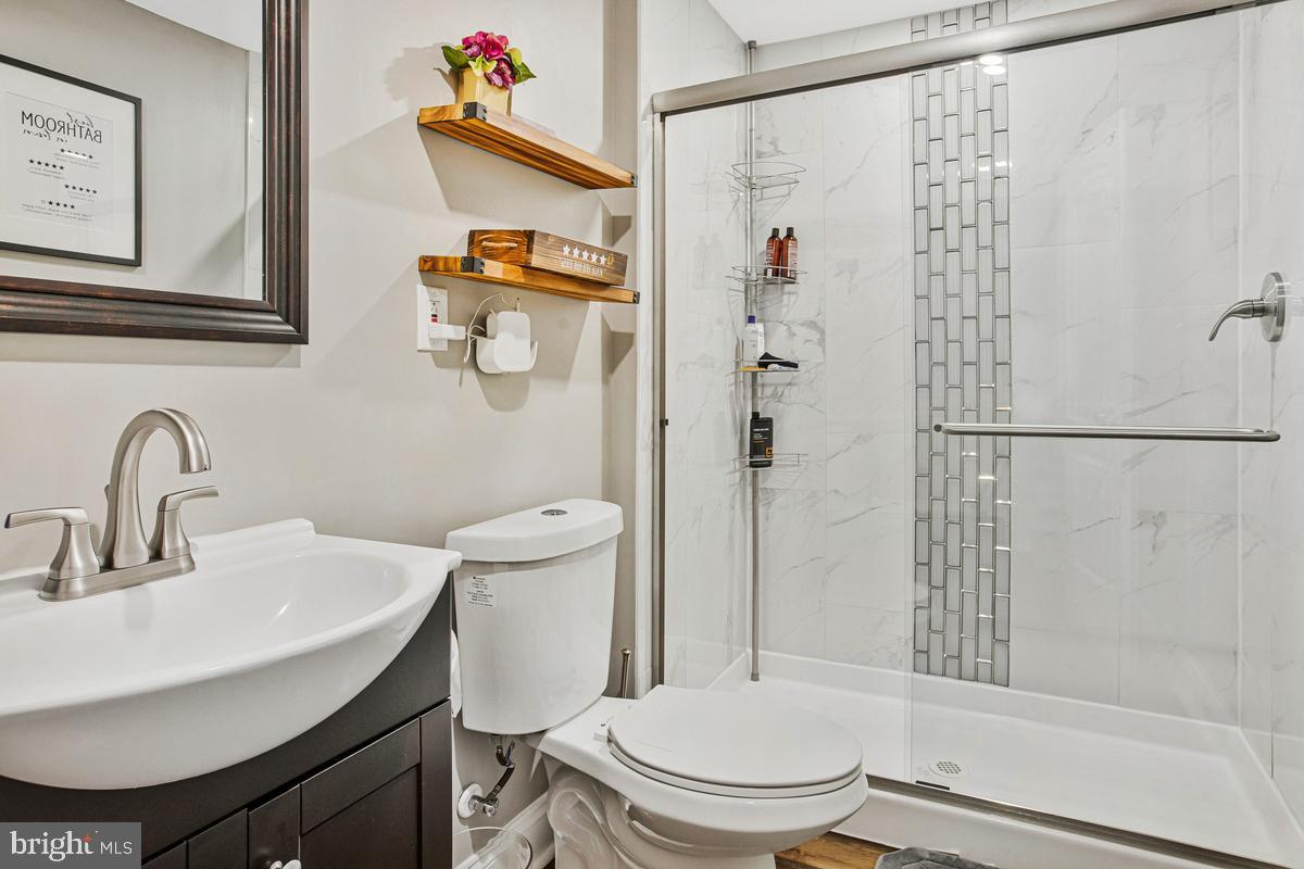 812 Phyllis Street Odenton, MD 21113 - Photo 44 of 53 Bath 3