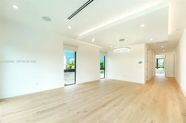 $25,000 | 333 Northeast Spanish Court, Boca Raton, FL 33432