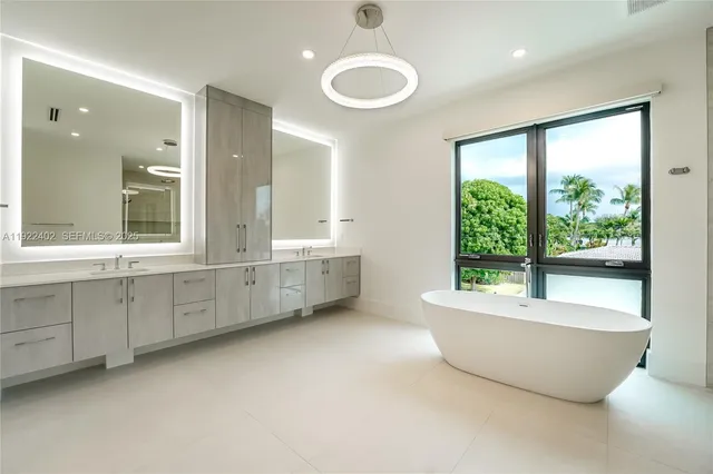 $25,000 | 333 Northeast Spanish Court, Boca Raton, FL 33432