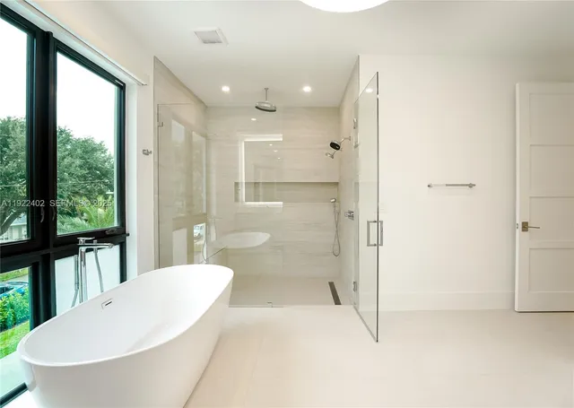 $25,000 | 333 Northeast Spanish Court, Boca Raton, FL 33432