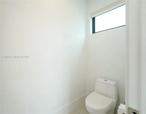 $25,000 | 333 Northeast Spanish Court, Boca Raton, FL 33432