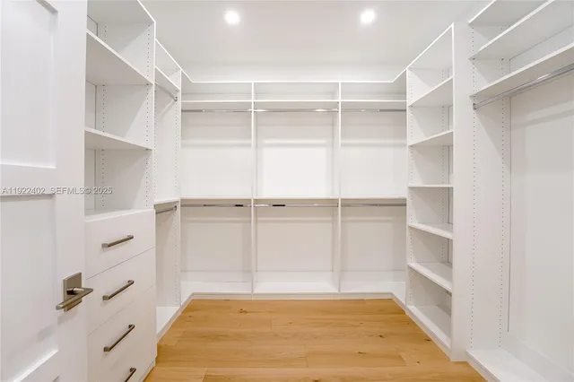 $25,000 | 333 Northeast Spanish Court, Boca Raton, FL 33432