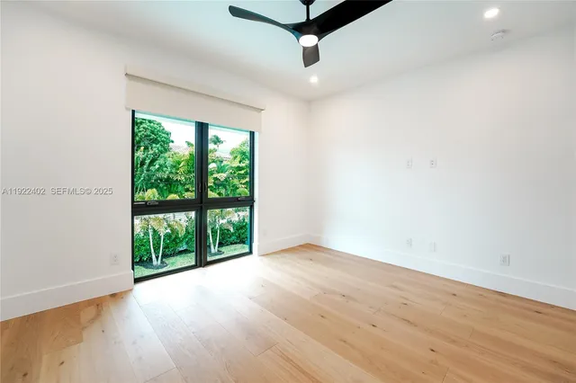 $25,000 | 333 Northeast Spanish Court, Boca Raton, FL 33432