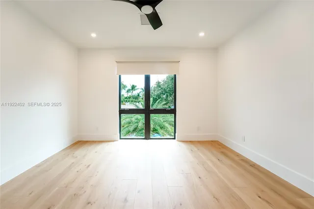 $25,000 | 333 Northeast Spanish Court, Boca Raton, FL 33432