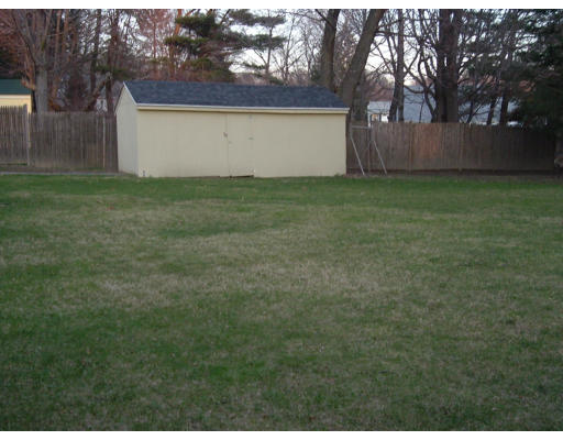 149 Malvern Road Auburn, MA 01501 - Photo 3 of 10 Gallery Image 3