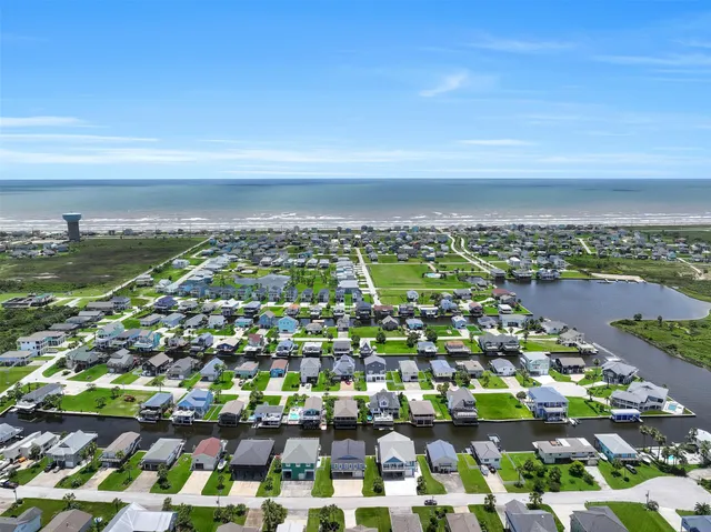 $4,000 | 22915 Martes Street, Galveston, TX 77554