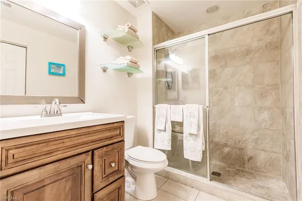 $3,995 | 4700 St Croix Lane, Unit 318, Naples, FL 34109