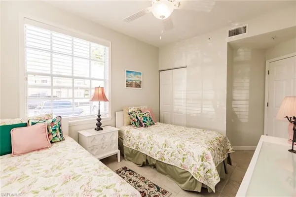 $3,995 | 4700 St Croix Lane, Unit 318, Naples, FL 34109