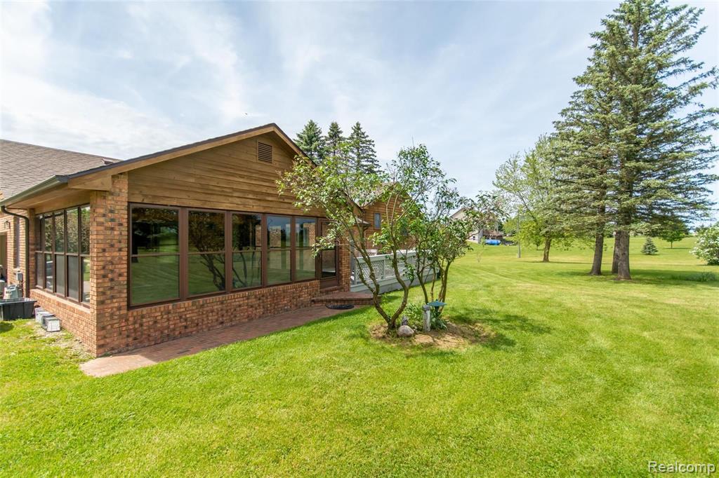 8655 Dell Road Saline, MI 48176 - Photo 40 of 44