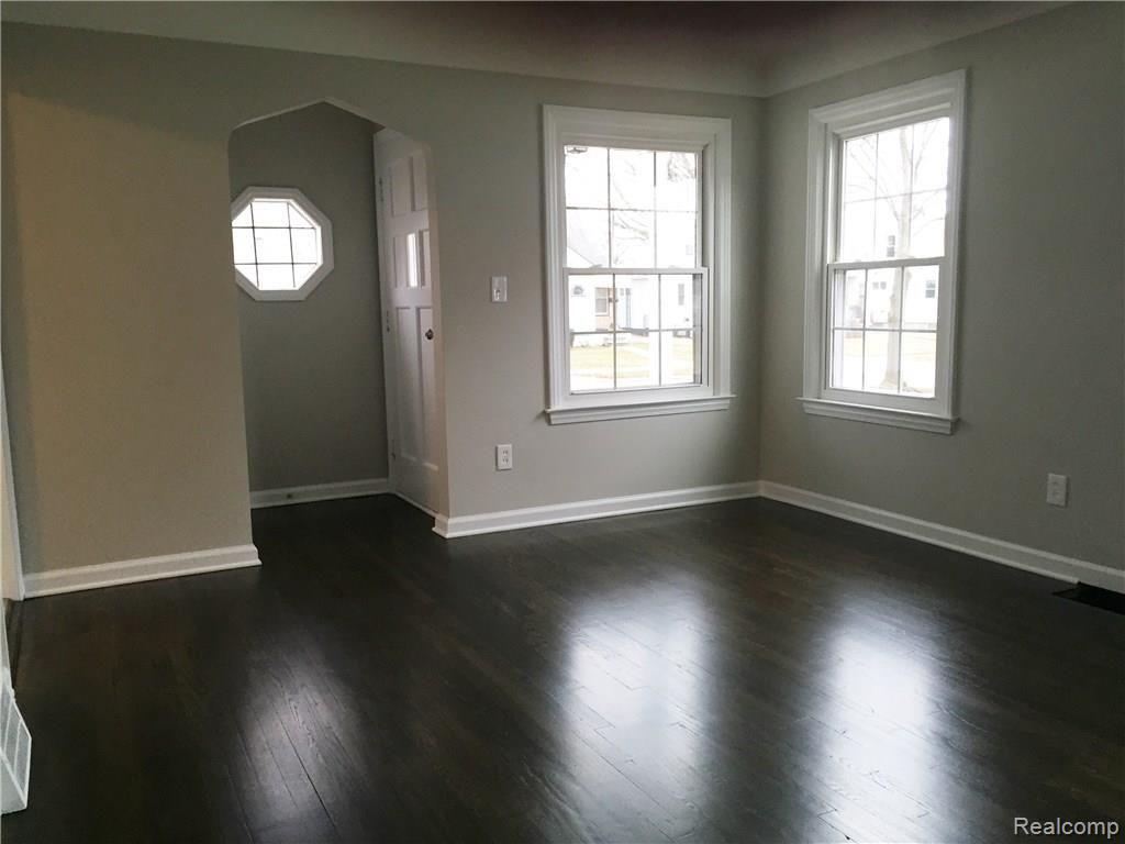 527 Roth Boulevard Clawson, MI 48017 - Photo 38 of 45 IMG_3453.JPG