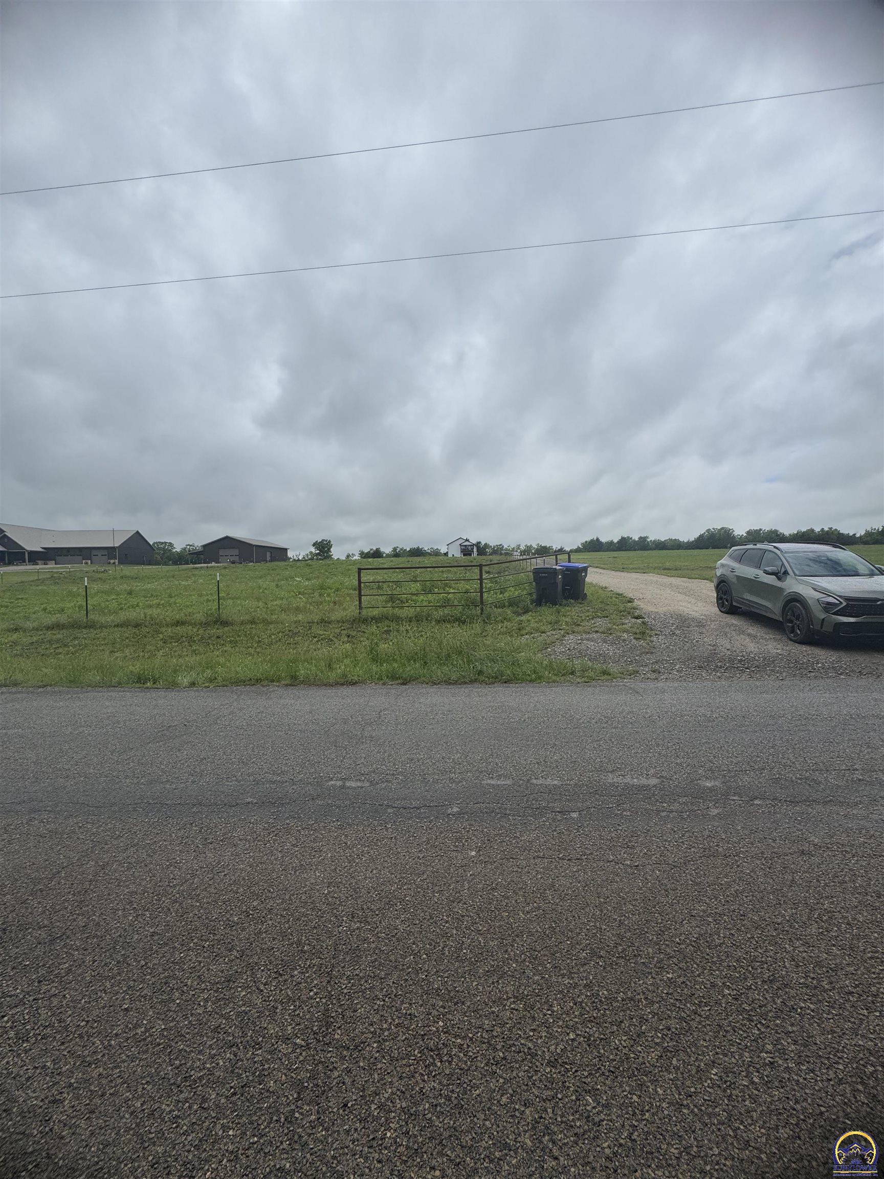 7455 Southeast Croco Road Berryton, KS 66409 - Photo 34 of 46