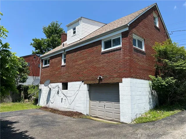 $89,900 | 238 Humphrey Road, Greensburg, PA 15601