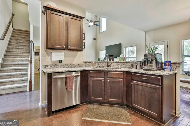 $499,990 | 40 Couch Court, Senoia, GA 30276