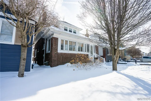 $249,900 | 179 Columbus Avenue, Buffalo, NY 14220