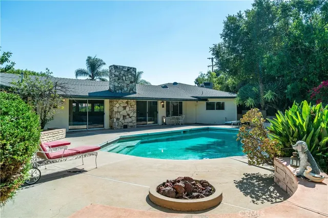 $1,458,000 | 211 Peacock Lane, Montebello, CA 90640