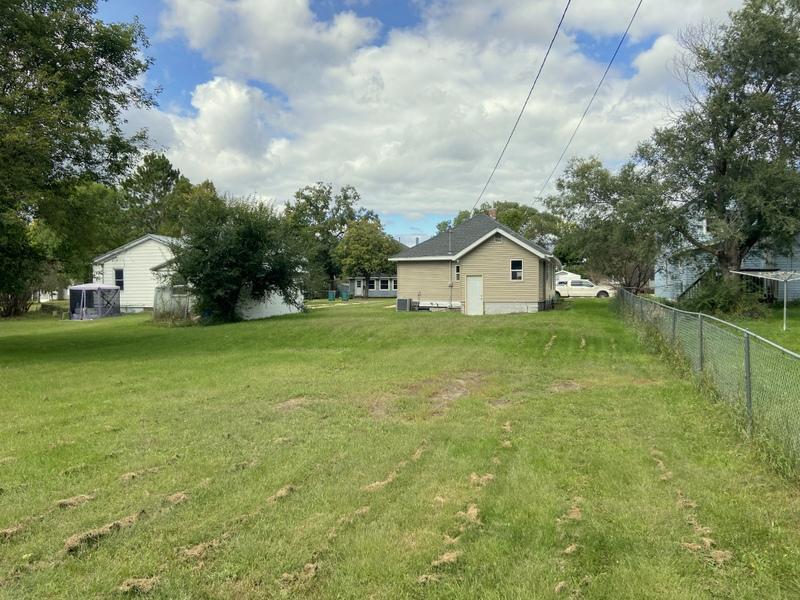 128 Dakota Avenue Southeast Staples, MN 56479 - Photo 13 of 15