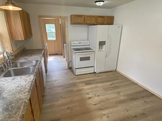 $154,900 | 128 Dakota Avenue Southeast, Staples, MN 56479