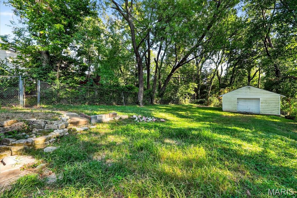 9386 Golden Gate Road Rock Hill, MO 63144 - Photo 32 of 32