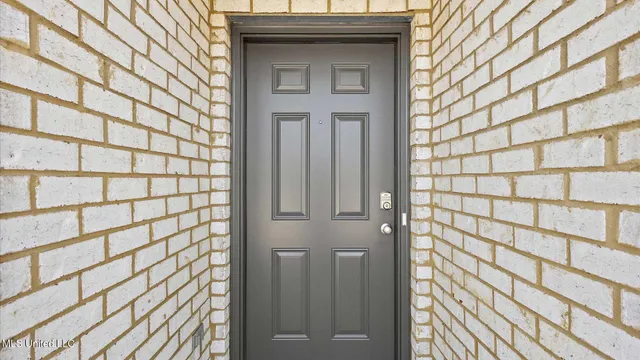 $229,900 | 5011 Quail Ridge Drive, Jackson, MS 39212