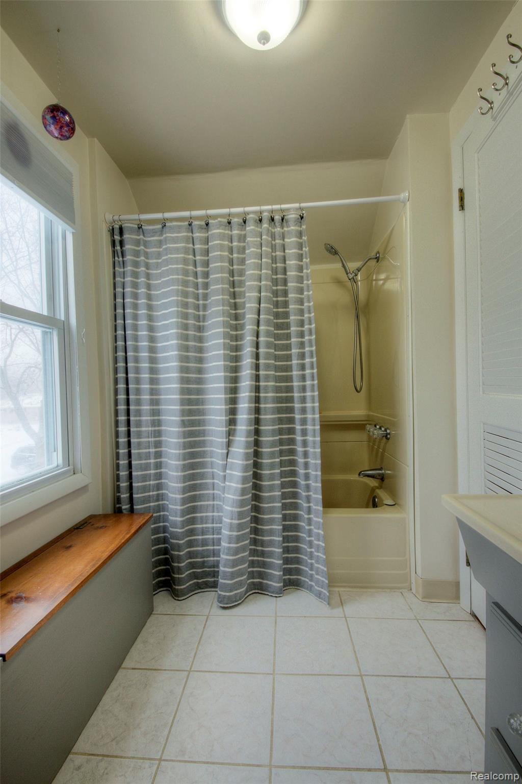 133 Riddle Street Howell, MI 48843 - Photo 35 of 53 930A9493_4_5.jpg