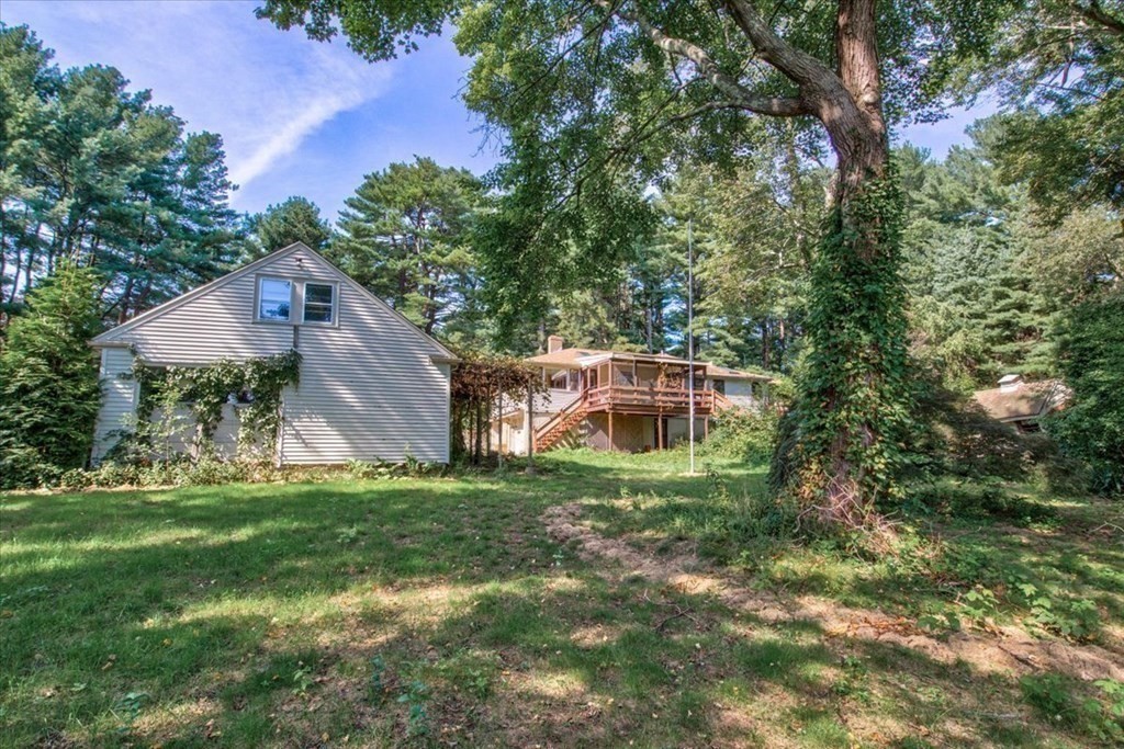 43 Woodruff Road Walpole, MA 02081 - Photo 21 of 32 Gallery Image 21