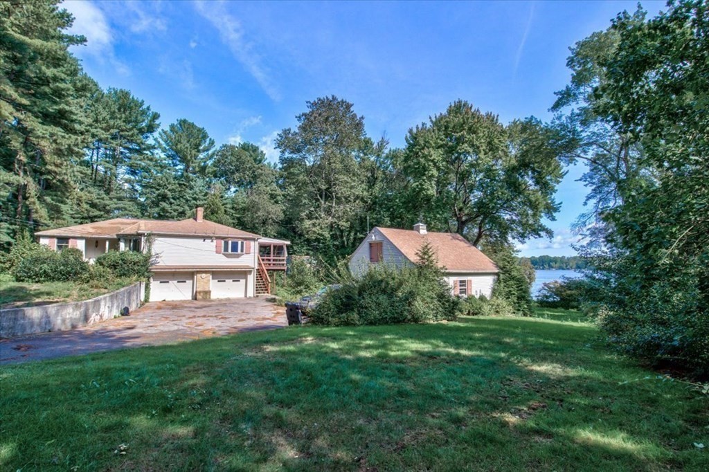 43 Woodruff Road Walpole, MA 02081 - Photo 3 of 32 Gallery Image 3